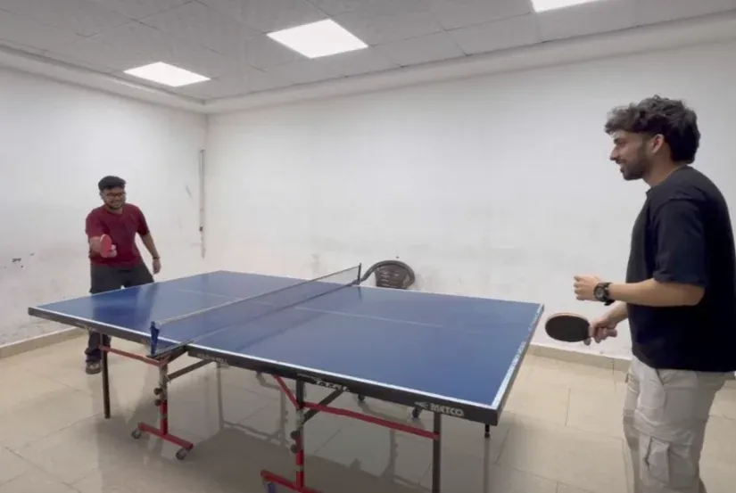 Arsal playing table tennis
